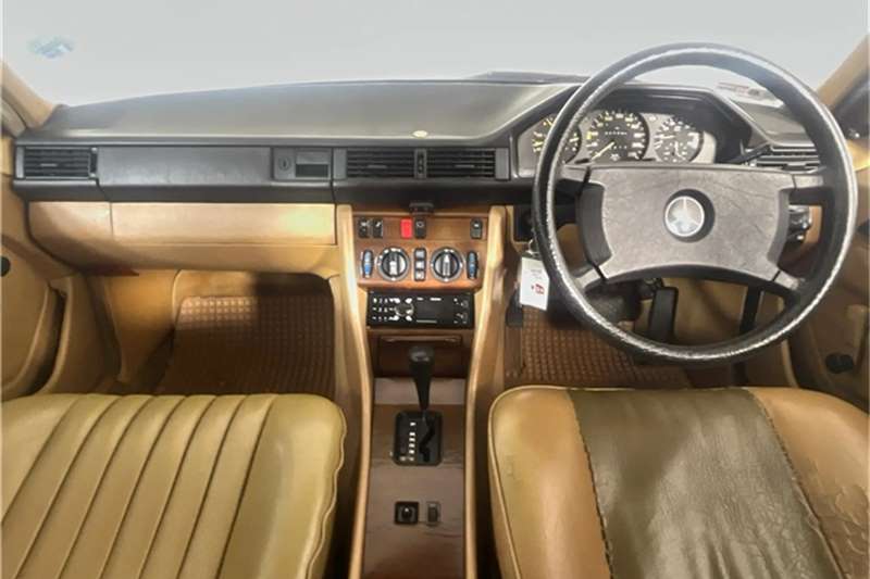 Used 1986 Mercedes Benz  