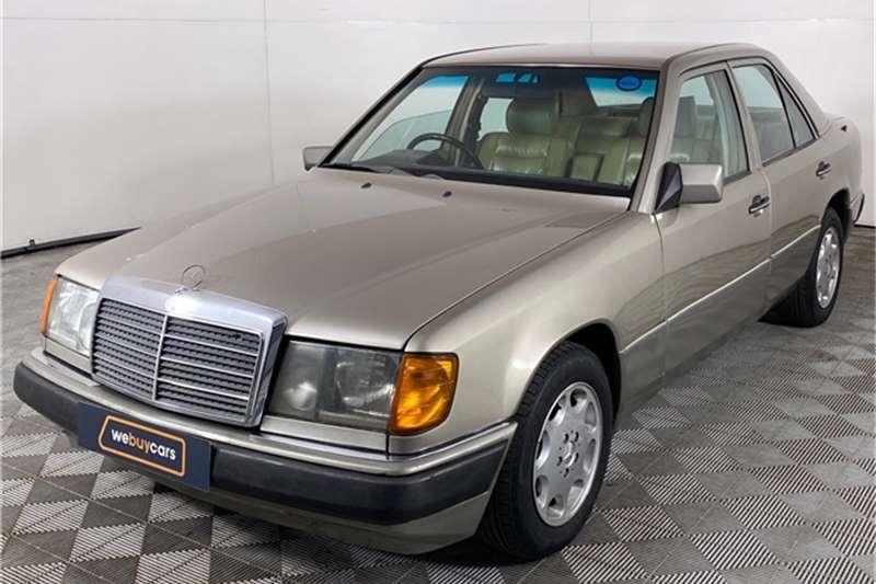  1990 Mercedes Benz  