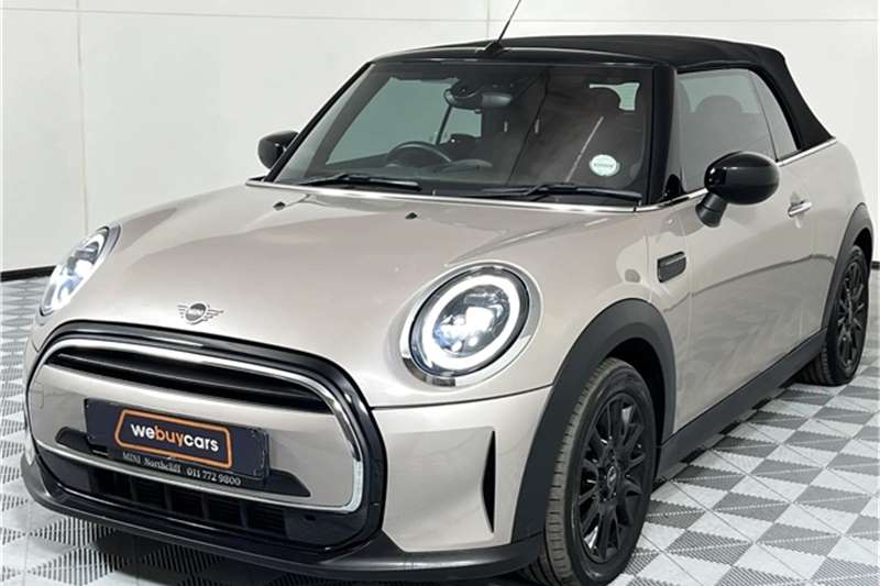 Used 2021 Mini Convertible COOPER CONVERTIBLE A/T (WJ32)