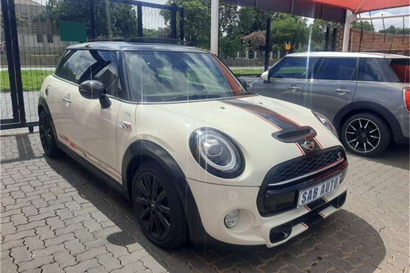 Mini Hatch 5-door COOPER S 5DR A/T (XU92) 2019