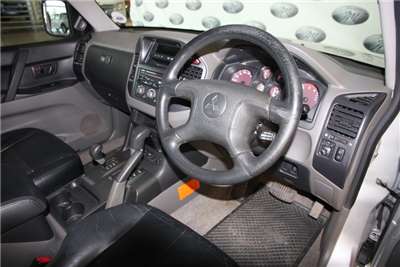  2002 Mitsubishi Pajero Pajero 5-door 3.2DI-D GLS Legend II