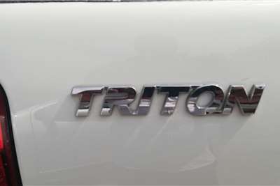  2009 Mitsubishi Triton Triton 2.5DI-D double cab