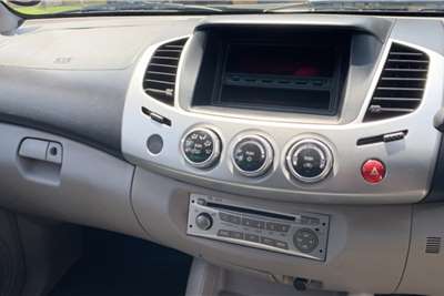  2014 Mitsubishi Triton Triton 2.5DI-D double cab