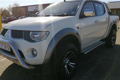  2009 Mitsubishi Triton Triton 3.2DI-D 4x4 double cab automatic