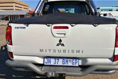  2009 Mitsubishi Triton Triton 3.2DI-D 4x4 double cab automatic