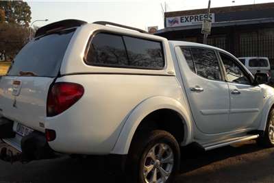  2014 Mitsubishi Triton double cab 