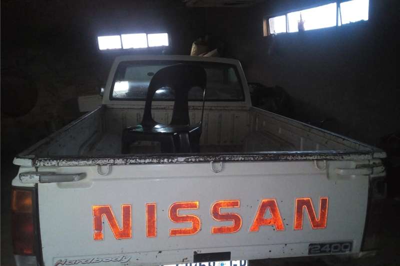 Nissan 1 Tonner 1999