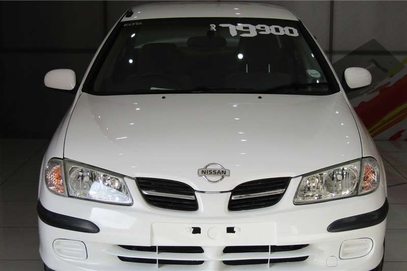  2002 Nissan Almera 