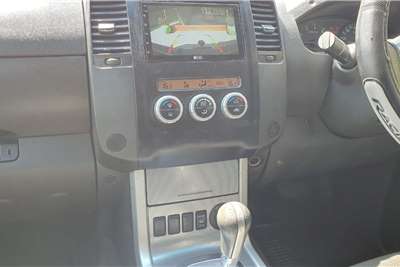 Used 2014 Nissan Navara 2.5dCi double cab 4x4 LE auto