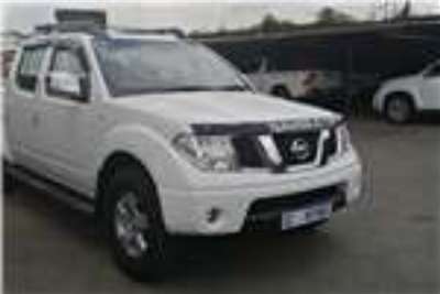  2010 Nissan Navara Navara 2.5dCi double cab SE