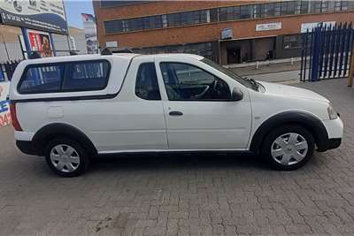  2012 Nissan NP200 NP200 1.6 16v S