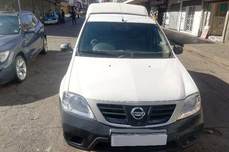 Nissan NP200 1.6i 2011