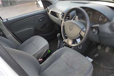  2013 Nissan NP200 NP200 1.6i