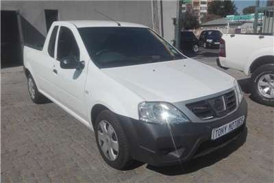  2014 Nissan NP200 