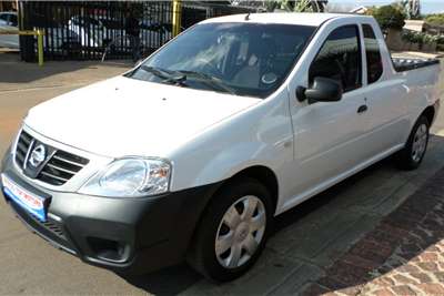  2015 Nissan NP200 NP200 1.6i