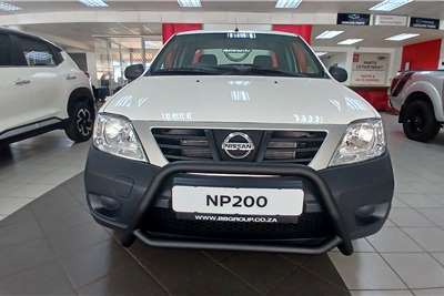 New 2024 Nissan NP200 1.6i pack