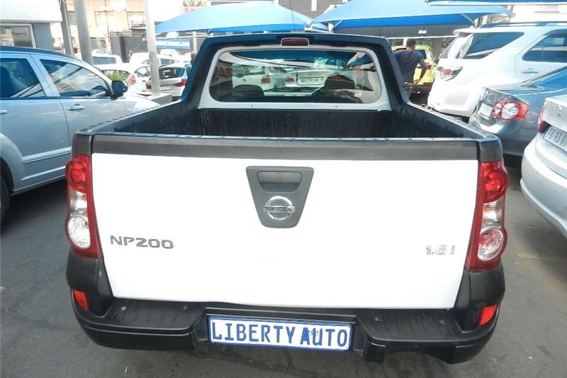 Used 2014 Nissan NP200 