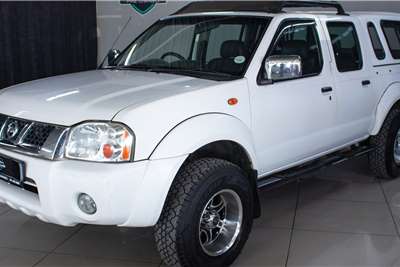  2010 Nissan NP300 Hardbody NP300 Hardbody 2.4 double cab Hi-rider