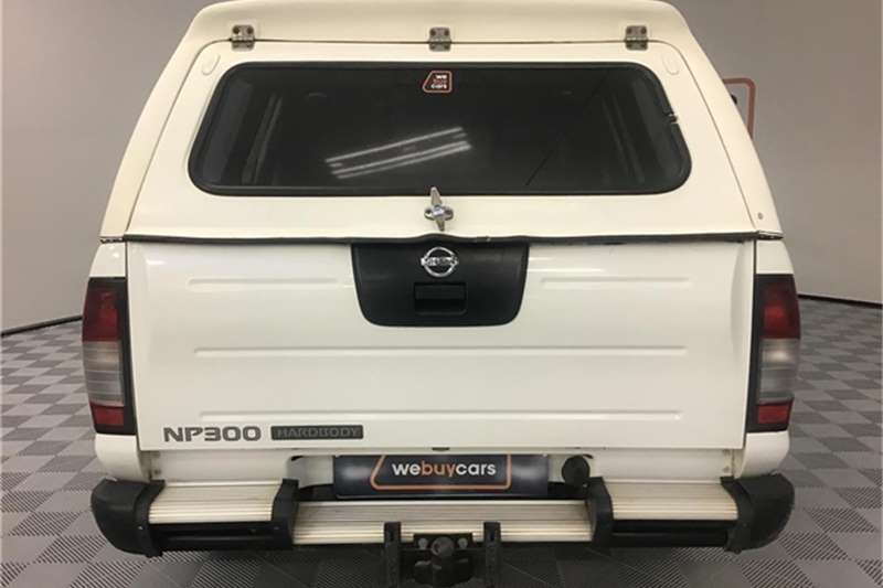 Nissan NP300 Hardbody 2.4 double cab Hi-rider 2016