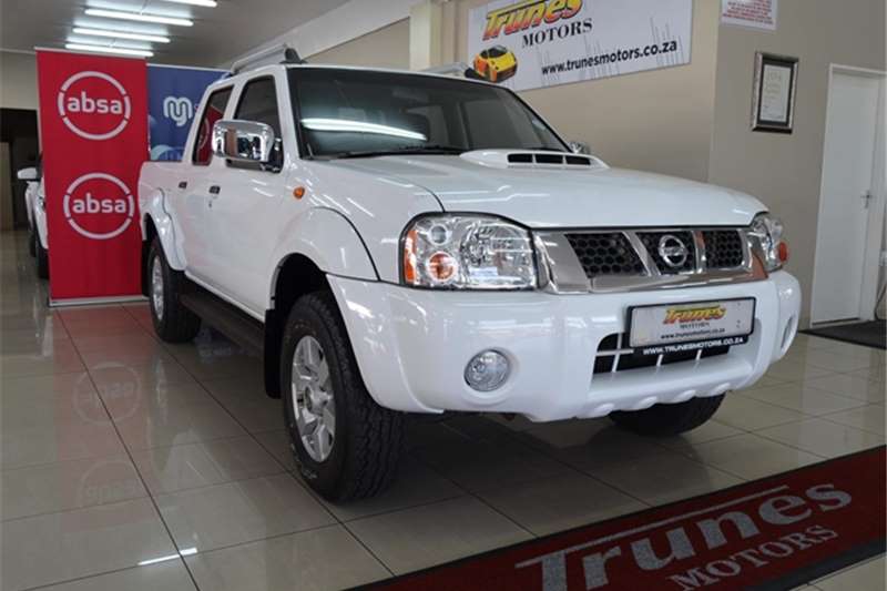 Nissan NP300 Hardbody 2.5TDi double cab Hi-rider 2017