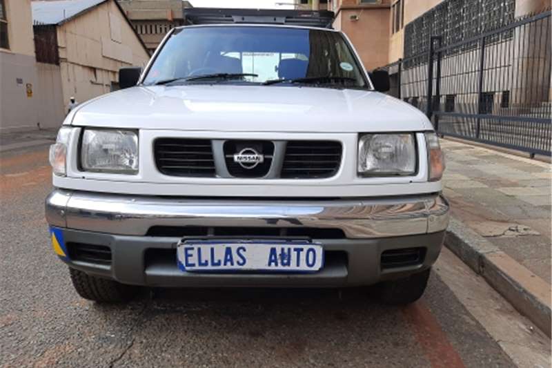  Nissan 2000 a la venta en Gauteng |  Automart