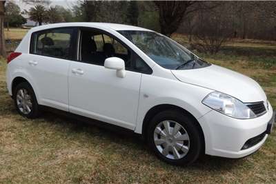  2012 Nissan Tiida Tiida hatch 1.6 Visia+