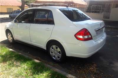  2010 Nissan Tiida Tiida sedan 1.6 Acenta