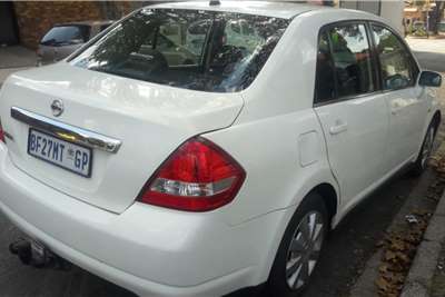  2010 Nissan Tiida Tiida sedan 1.6 Acenta