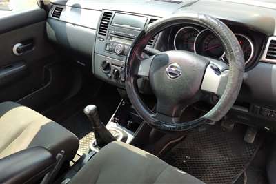  2010 Nissan Tiida Tiida sedan 1.6 Acenta