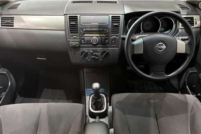  2008 Nissan Tiida Tiida sedan 1.6 Visia+