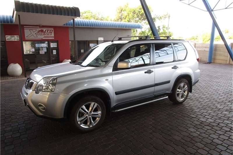 Nissan X-Trail 2.0 XE 2014