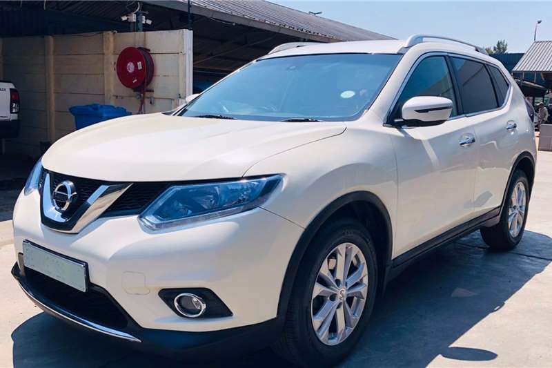 Nissan X-Trail 2.5 4x4 LE 2017