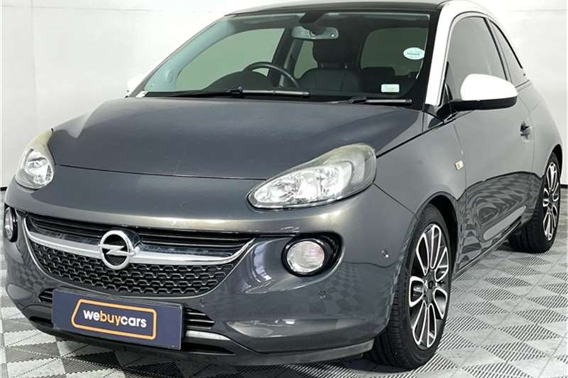 Opel Adam 1.0T Glam 2016