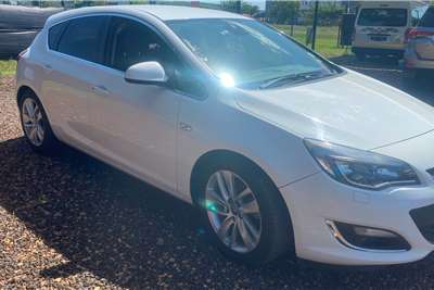 2014 Opel Astra