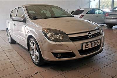  2004 Opel Astra Astra 1.8 Enjoy automatic