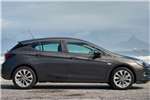  2017 Opel Astra Astra hatch 1.0T Enjoy