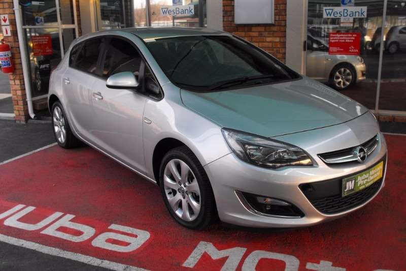 Opel Astra hatch 1.4T Enjoy 2014