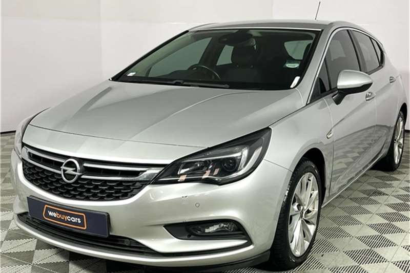 Opel Astra hatch 1.4T Enjoy auto 2020
