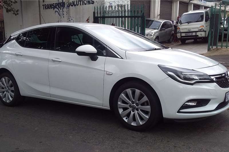 Used 2017 Opel Astra Hatch 