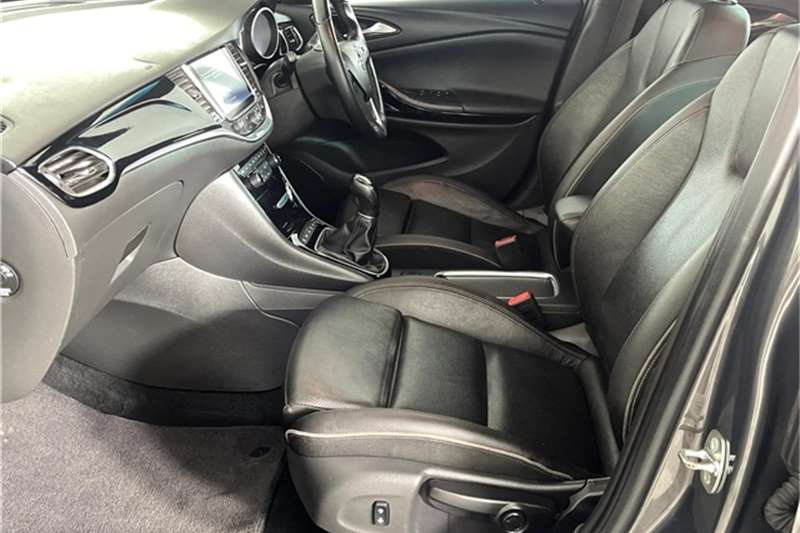  2016 Opel Astra Astra hatch 1.6T Sport Plus