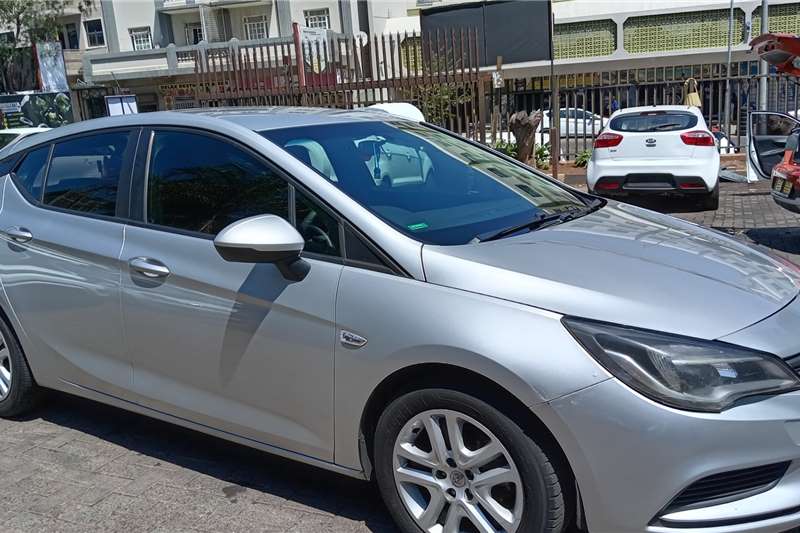 Used 2018 Opel Astra Hatch 