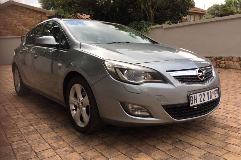 Opel Astra hatch ASTRA 1.4T SPORT (5DR) 2011