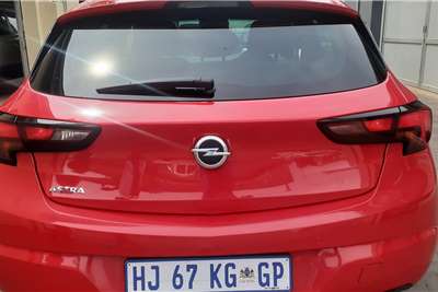  2017 Opel Astra hatch ASTRA 1.4T SPORT A/T (5DR)