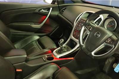  2014 Opel Astra hatch 