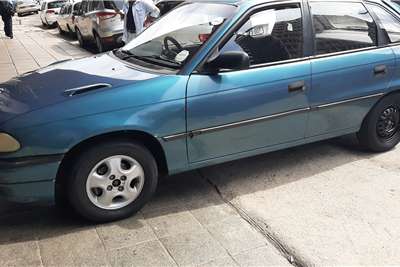  1998 Opel Kadett 