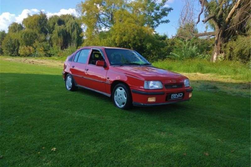 Opel Kadett 2.0 GSi 1993