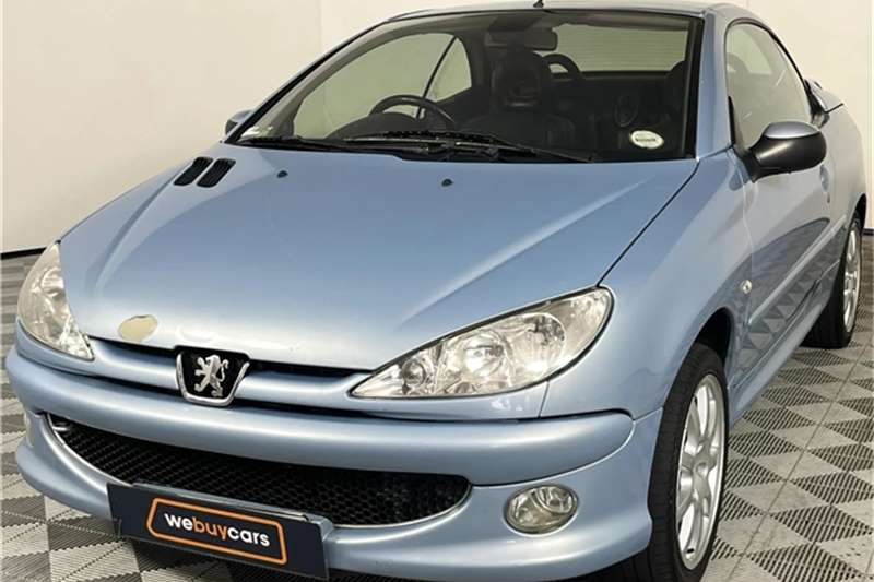 Peugeot 206 CC 2.0 2006