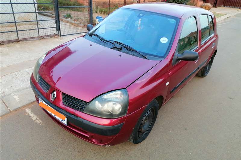 Used 2003 Renault Clio 