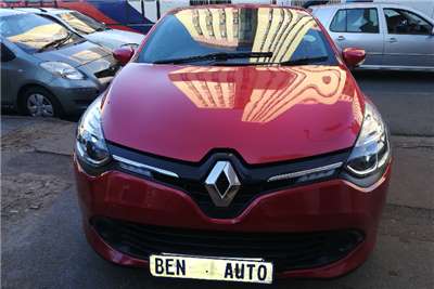  2014 Renault Clio Clio 1.4 Expression 5-door