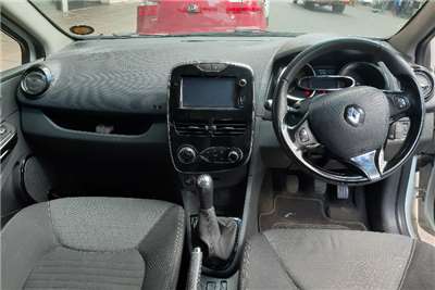  2014 Renault Clio Clio 1.4 Expression 5-door